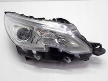 Laden Sie das Bild in den Galerie-Viewer, Frontscheinwerfer Peugeot 2008 I 9815403080 LED Rechts Scheinwerfer Headlight SCH4620697204lw