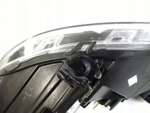 Laden Sie das Bild in den Galerie-Viewer, Frontscheinwerfer Ford J7BB-13W029-A Rechts Scheinwerfer Headlight SCH3749433454wr