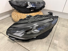 Laden Sie das Bild in den Galerie-Viewer, Frontscheinwerfer Mercedes-Benz Cla A1749064202 LED Rechts oder Links SCH7024610883im