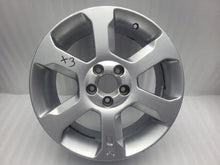 Laden Sie das Bild in den Galerie-Viewer, 1x Alufelge 17 Zoll 7.5&quot; 5x108 55ET Glanz Silber 30714025 Volvo Xc70 Xc60 Xc40