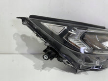 Laden Sie das Bild in den Galerie-Viewer, Frontscheinwerfer Toyota Rav V 4 Rechts Scheinwerfer Headlight SCH8936163941nn