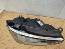 Laden Sie das Bild in den Galerie-Viewer, Frontscheinwerfer Skoda Scala 657941016A Rechts Scheinwerfer Headlight SCH7064914607wf