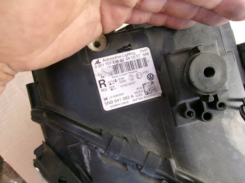 Frontscheinwerfer VW Tiguan 5NB941082 Rechts Scheinwerfer Headlight SCH2436608290nl