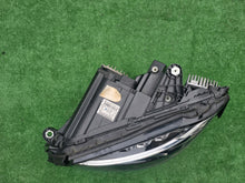 Laden Sie das Bild in den Galerie-Viewer, Frontscheinwerfer Mercedes-Benz W205 A2059069301 Links Scheinwerfer Headlight SCH2118233669rq