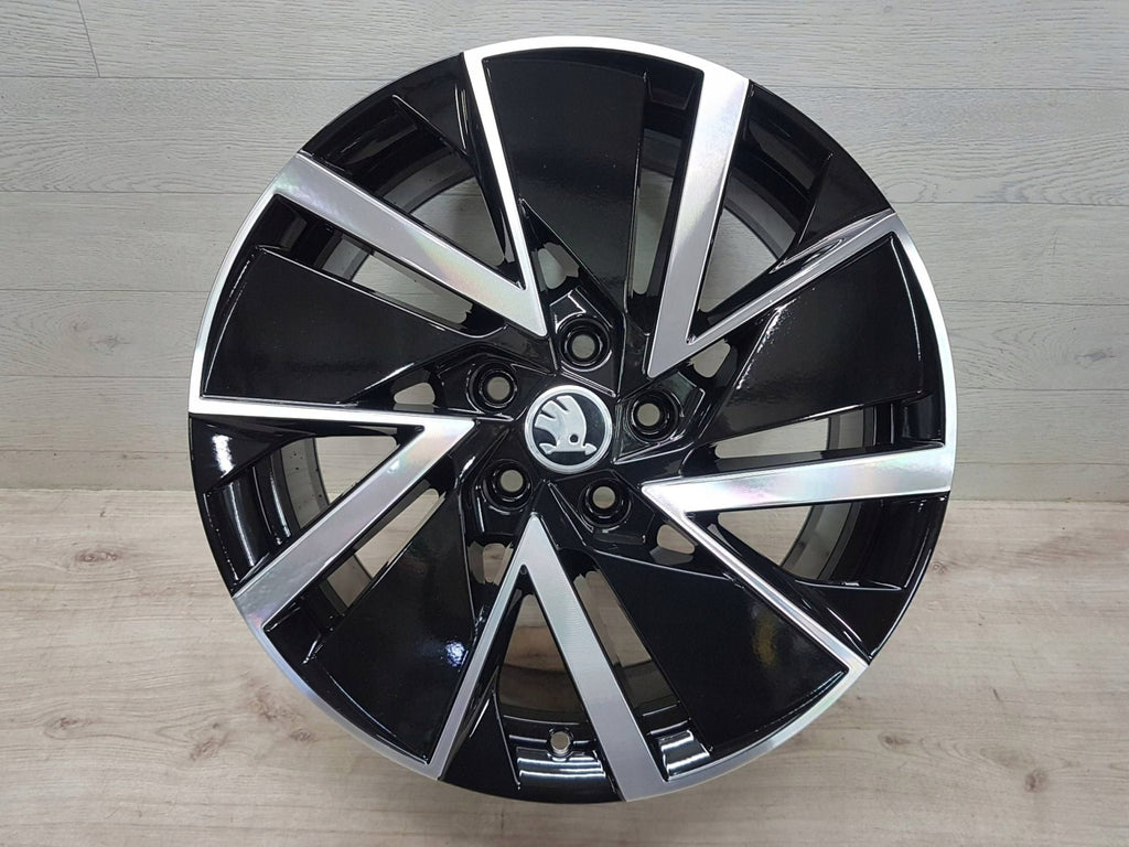 4x Alufelge 18 Zoll 7.5" 5x112 48ET Glanz Schwarz 5E3601025AD Mg Octavia 5e3 I FEL5790951531ca
