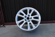 Laden Sie das Bild in den Galerie-Viewer, 1x Alufelge 17 Zoll 7.0" 5x112 1Z0601025L Skoda Octavia Rim Wheel FEL8865386989lm