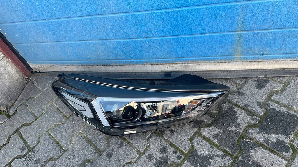 Frontscheinwerfer Hyundai Tucson D7921-11A20 Rechts Scheinwerfer Headlight