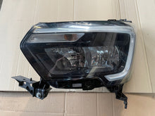 Load image into Gallery viewer, Frontscheinwerfer Renault Master 260607867R Links Scheinwerfer Headlight