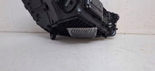 Laden Sie das Bild in den Galerie-Viewer, Frontscheinwerfer Mercedes-Benz A2369063301 1802250164 Links Headlight SCH6932350695wd