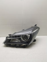 Load image into Gallery viewer, Frontscheinwerfer Toyota Yaris OD160 OD161 OD162 OD163 OD165 LED Links Headlight