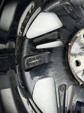 Load image into Gallery viewer, 1x Alufelge 16 Zoll 6.5&quot; 5x114.3 50ET 52910-G4600 Hyundai I30 Rim Wheel