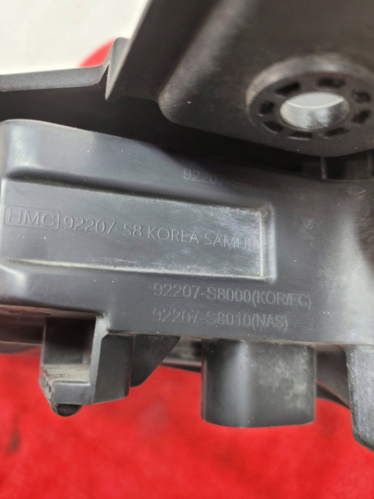 Frontscheinwerfer Hyundai I 92207S8000 Links Scheinwerfer Headlight SCH6456519228bk