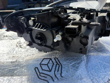 Laden Sie das Bild in den Galerie-Viewer, Frontscheinwerfer BMW X1 F48 Links Scheinwerfer Headlight SCH3533077635ux