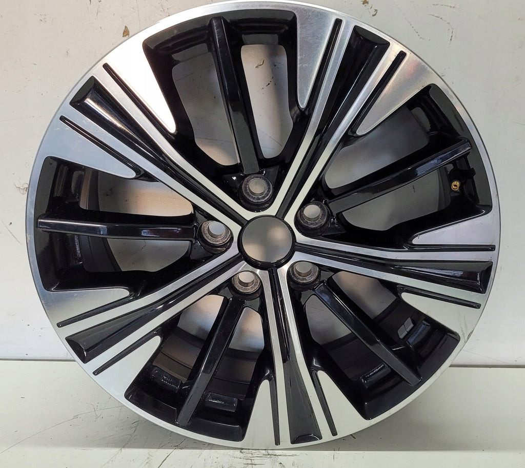 1x Alufelge 18 Zoll 7.0" 5x114.3 38ET Mitsubishi Outlander Rim Wheel