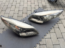 Laden Sie das Bild in den Galerie-Viewer, Frontscheinwerfer Renault Megane III 260100021R Xenon Rechts oder Links SCH4143934516sk