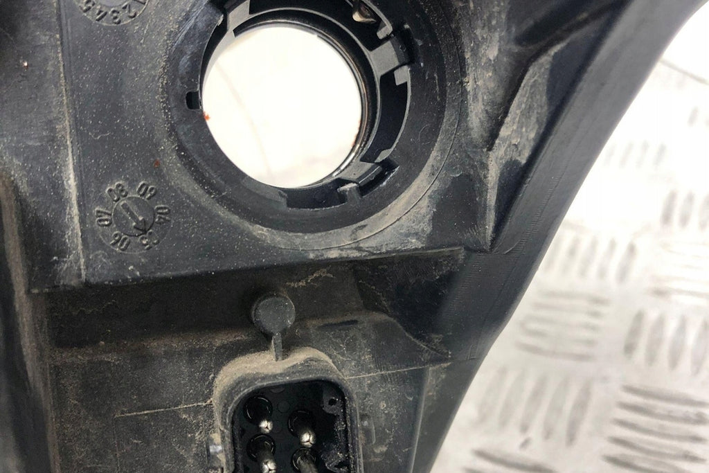 Frontscheinwerfer BMW 5 Touring 15933200 Links Scheinwerfer Headlight SCH3732059932qs