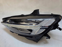 Laden Sie das Bild in den Galerie-Viewer, Frontscheinwerfer Volvo V60 II S60 III SPP15794 32314160 Links Headlight SCH8327132546cj