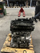 Laden Sie das Bild in den Galerie-Viewer, Motor Audi A5 A4 DTP 2.0 TDI 58TKm 2019 Diesel Engine Unkomplett