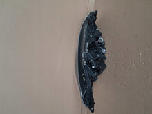 Load image into Gallery viewer, Frontscheinwerfer Toyota Yaris Links Scheinwerfer Headlight SCH8260864654my