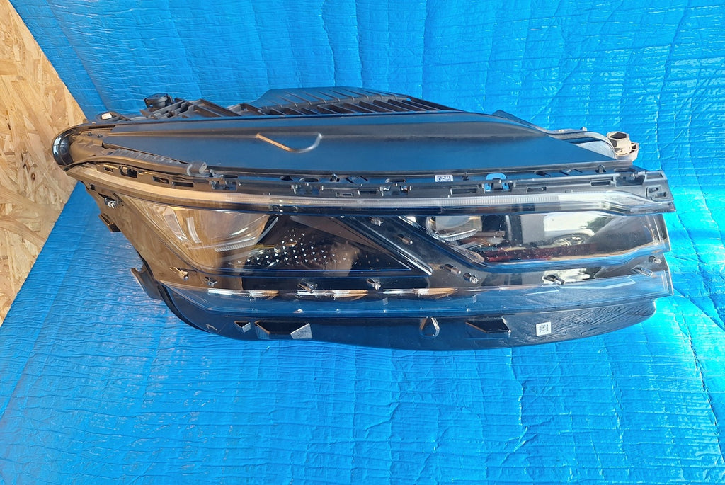 Frontscheinwerfer VW Touareg 761941082 LED Rechts Scheinwerfer Headlight SCH1018810896rw