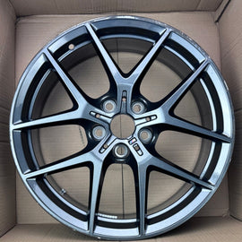 1x Alufelge 18 Zoll 8.0