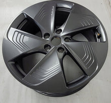 Load image into Gallery viewer, 1x Alufelge 18 Zoll 7.5&quot; 5x112 50ET 10E601025N Cupra Born Rim Wheel