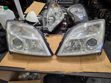 Load image into Gallery viewer, Frontscheinwerfer Opel Signum Vectra C 13276158 Xenon Ein Satz Headlight SCH9526887605ju