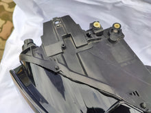 Load image into Gallery viewer, Frontscheinwerfer VW Golf Sportsvan 517941034B Xenon Rechts Headlight SCH6211689374rp