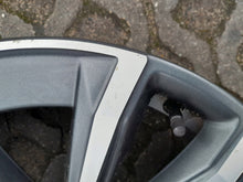 Load image into Gallery viewer, 1x Alufelge 18 Zoll 8.0" 5x108 42ET Glanz Graphit 32243401 Mg Rim Wheel FEL7684589732yz