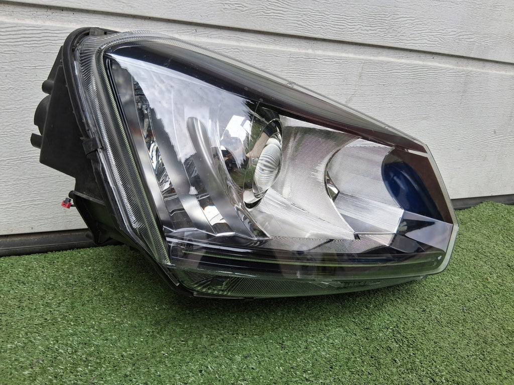 Frontscheinwerfer Skoda Yeti 5l 5L1941018D Bi-Xenon Rechts Headlight SCH5056910088pr