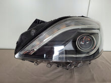 Laden Sie das Bild in den Galerie-Viewer, Frontscheinwerfer Mercedes-Benz W246 A2468207161 Xenon Links Headlight SCH6005020121wq