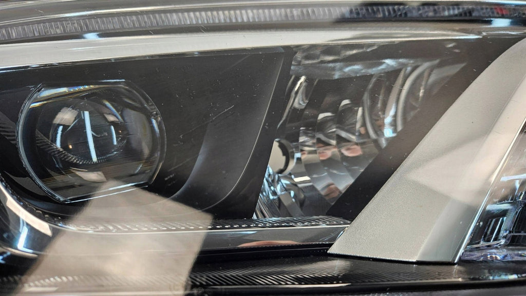 Frontscheinwerfer Toyota Rav 4 Rechts Scheinwerfer Headlight SCH9276733610xv