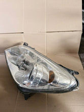 Laden Sie das Bild in den Galerie-Viewer, Frontscheinwerfer Opel Astra H 1EG270370-41 Links Scheinwerfer Headlight SCH3136490378cv