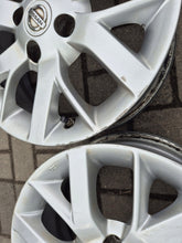 Load image into Gallery viewer, 4x Alufelge 15 Zoll 5.5" 4x100 40ET Glanz Silber 87169090 Nissan Micra I FEL7060816306ou