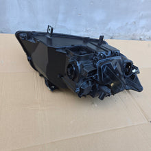 Laden Sie das Bild in den Galerie-Viewer, Frontscheinwerfer BMW 3 E91 E90 7202589 Links Scheinwerfer Headlight SCH6730629882if