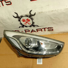 Load image into Gallery viewer, Frontscheinwerfer Hyundai Ix35 92102-2SXXX Xenon Rechts Scheinwerfer Headlight SCH9693880610if