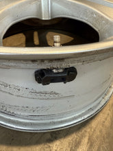 Laden Sie das Bild in den Galerie-Viewer, 4x Alufelge 18 Zoll 7.0" 5x112 46ET Glanz Silber A1564010102 Mercedes-Benz FEL1837969382vy