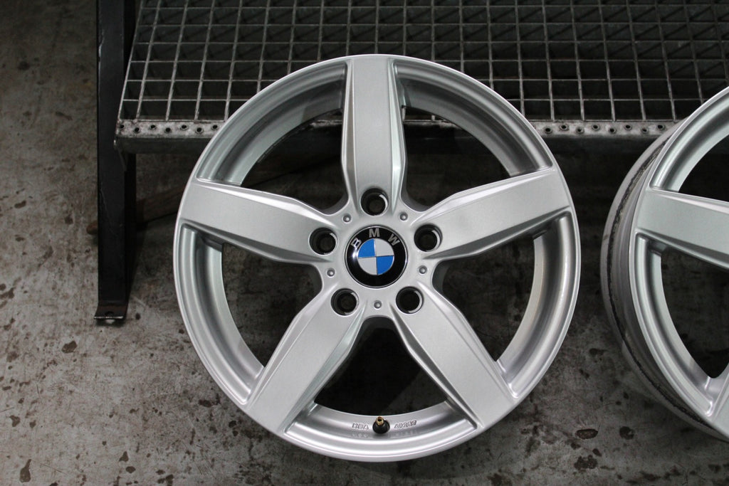 4x Alufelge 16 Zoll 7.0" 5x120 31ET KBA49257 BMW 3 F30 E90 Rim Wheel FEL5121049098vw