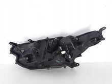 Laden Sie das Bild in den Galerie-Viewer, Frontscheinwerfer Toyota 4 Yaris KO-8EU Rechts Scheinwerfer Headlight SCH4565423021qw