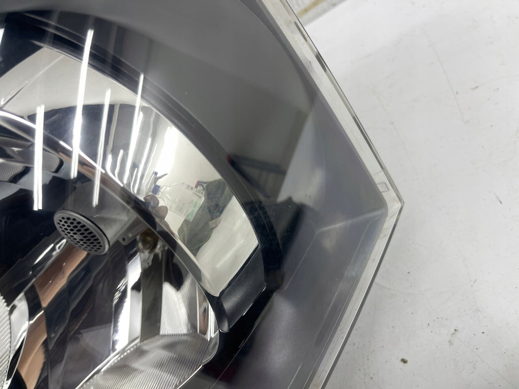 Frontscheinwerfer VW Transporter 7E1941015H Ein Stück (Rechts oder Links)