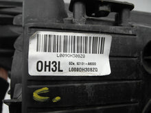 Laden Sie das Bild in den Galerie-Viewer, Frontscheinwerfer Hyundai I30 92101A6000 Ein Stück (Rechts oder Links) Headlight SCH6024607208ey
