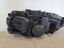 Laden Sie das Bild in den Galerie-Viewer, Frontscheinwerfer VW Polo 2G1941036C Rechts Scheinwerfer Headlight