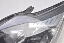 Laden Sie das Bild in den Galerie-Viewer, Frontscheinwerfer Ford Focus 8M51-13D155-CD Xenon Links Scheinwerfer Headlight SCH2873751602xs