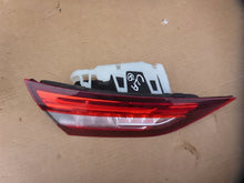 Laden Sie das Bild in den Galerie-Viewer, Rückleuchte Mercedes-Benz Cla A1189065500 Links Rearlight