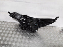 Laden Sie das Bild in den Galerie-Viewer, Frontscheinwerfer Toyota Avensis 05370537 Rechts Scheinwerfer Headlight SCH7490567128yf