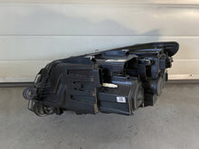 Load image into Gallery viewer, Frontscheinwerfer VW Multivan 7L1941036C Rechts Scheinwerfer Headlight SCH7067605673bm