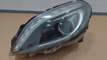 Laden Sie das Bild in den Galerie-Viewer, Frontscheinwerfer Mercedes-Benz W246 A2468207161 85122000 Xenon Links Headlight SCH2739784408ax