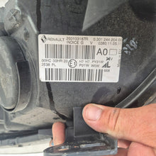 Laden Sie das Bild in den Galerie-Viewer, Frontscheinwerfer Renault Megane III 260103187R Rechts Scheinwerfer Headlight SCH8598833612uo