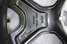 Laden Sie das Bild in den Galerie-Viewer, 1x Alufelge 17 Zoll 6.5" 5x114.3 50ET 403004100R 403003711R Dacia Duster FEL3703679571fb