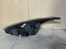 Laden Sie das Bild in den Galerie-Viewer, Frontscheinwerfer Ford Focus III F1EB-13W029-AGA Rechts Scheinwerfer Headlight SCH1906888296el